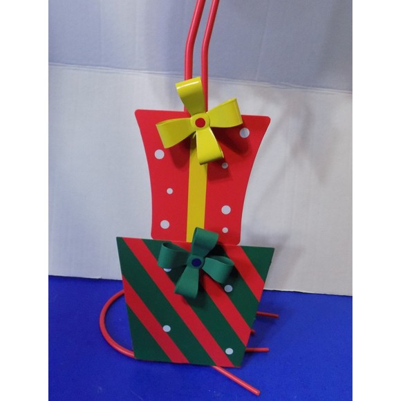 NEW Christmas Metal Flamingo Statue Figurine Florida Coastal Decor - Picture 6 of 9